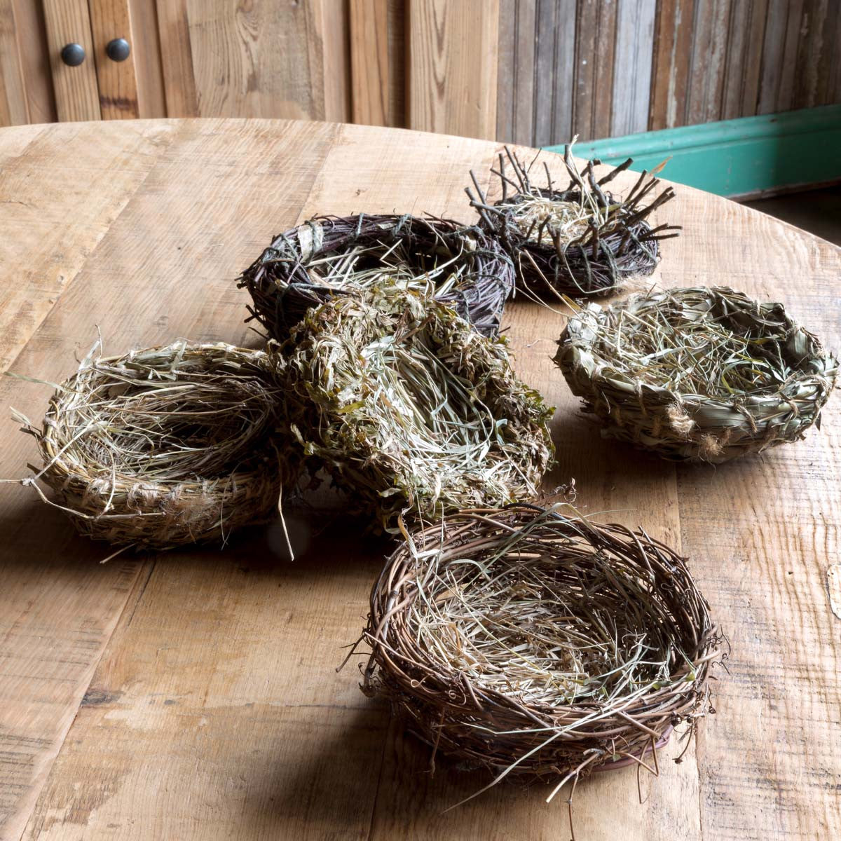 Inspired by mother nature, this collection of natural woven nests can be worked into a variety of decorative elements and displays. Set of 6, each design varies.  Set of 6, Assorted Styles